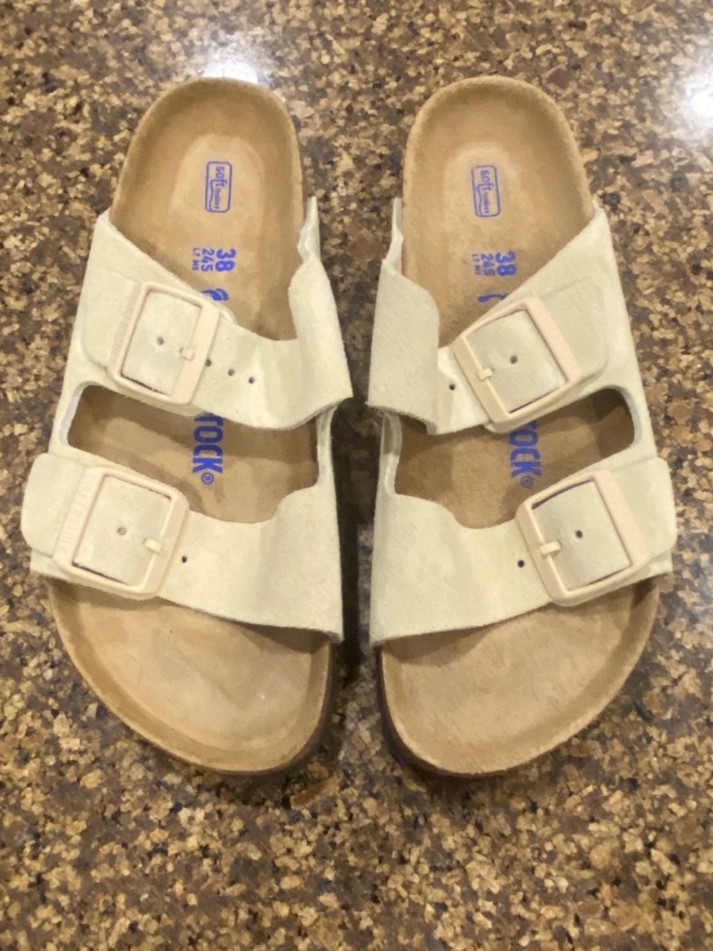 Birkenstock Arizona EU38/US7 Narrow Fit Soft Footbed Sand Suede Dandals - Picture 3 of 8